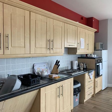 Priory House, Student Accommodation, Manor Village Apartments, Cork Road, X91W427 Waterford Exterior foto