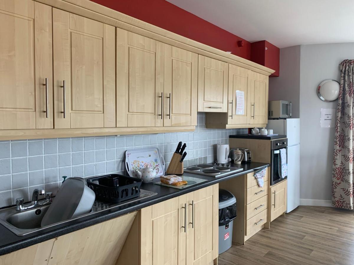 Priory House, Student Accommodation, Manor Village Apartments, Cork Road, X91W427 Waterford Exterior foto